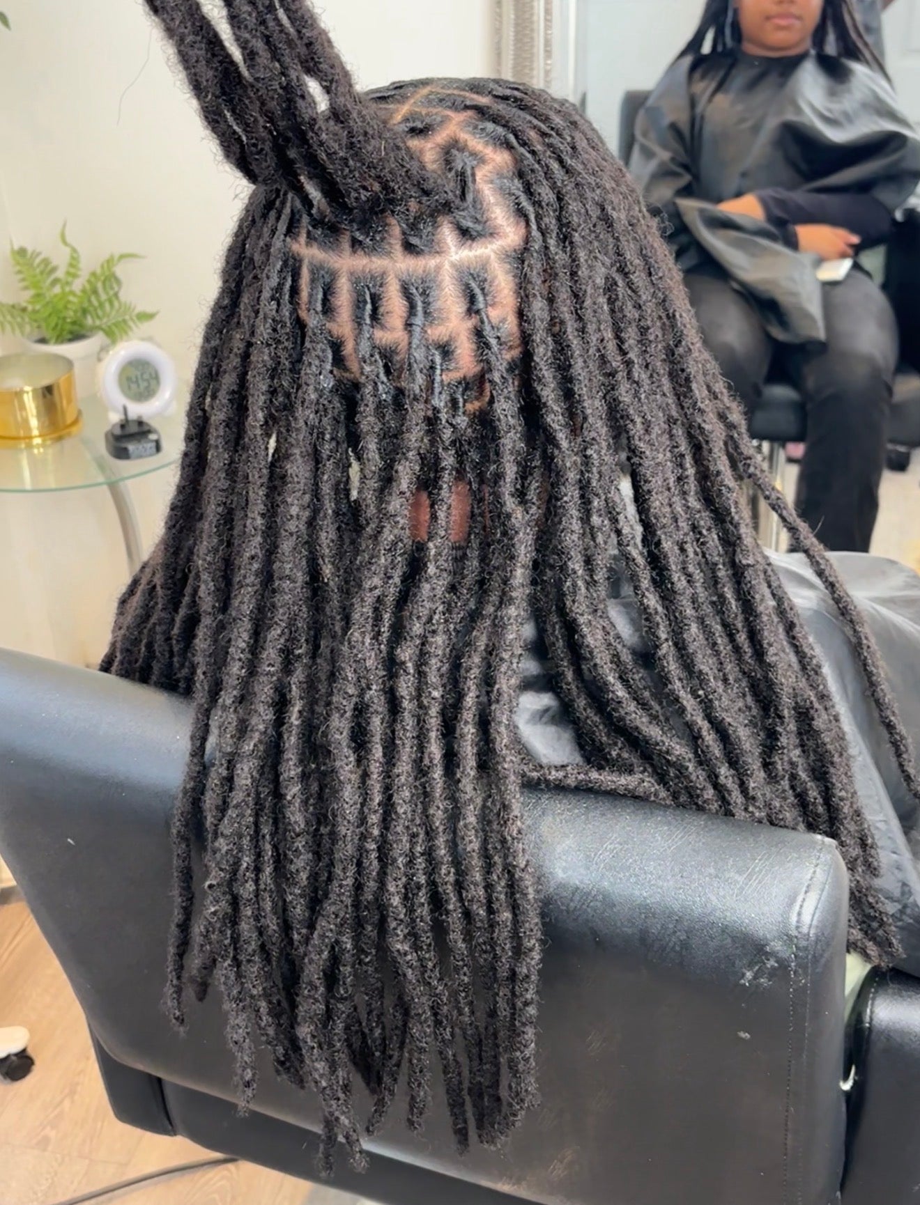 Regular Locs Human Hair (20 locs per bundle)